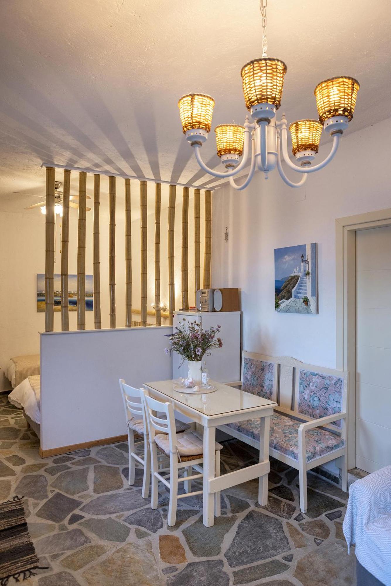 Aegean View - Seaside Apartment In Syros Azolimnos Ngoại thất bức ảnh