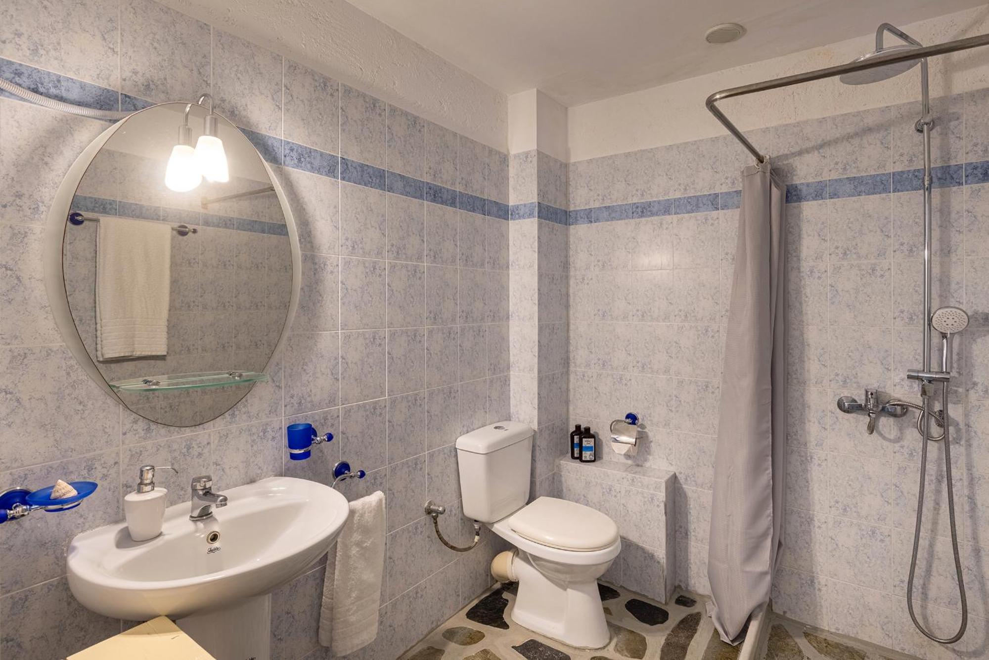 Aegean View - Seaside Apartment In Syros Azolimnos Ngoại thất bức ảnh